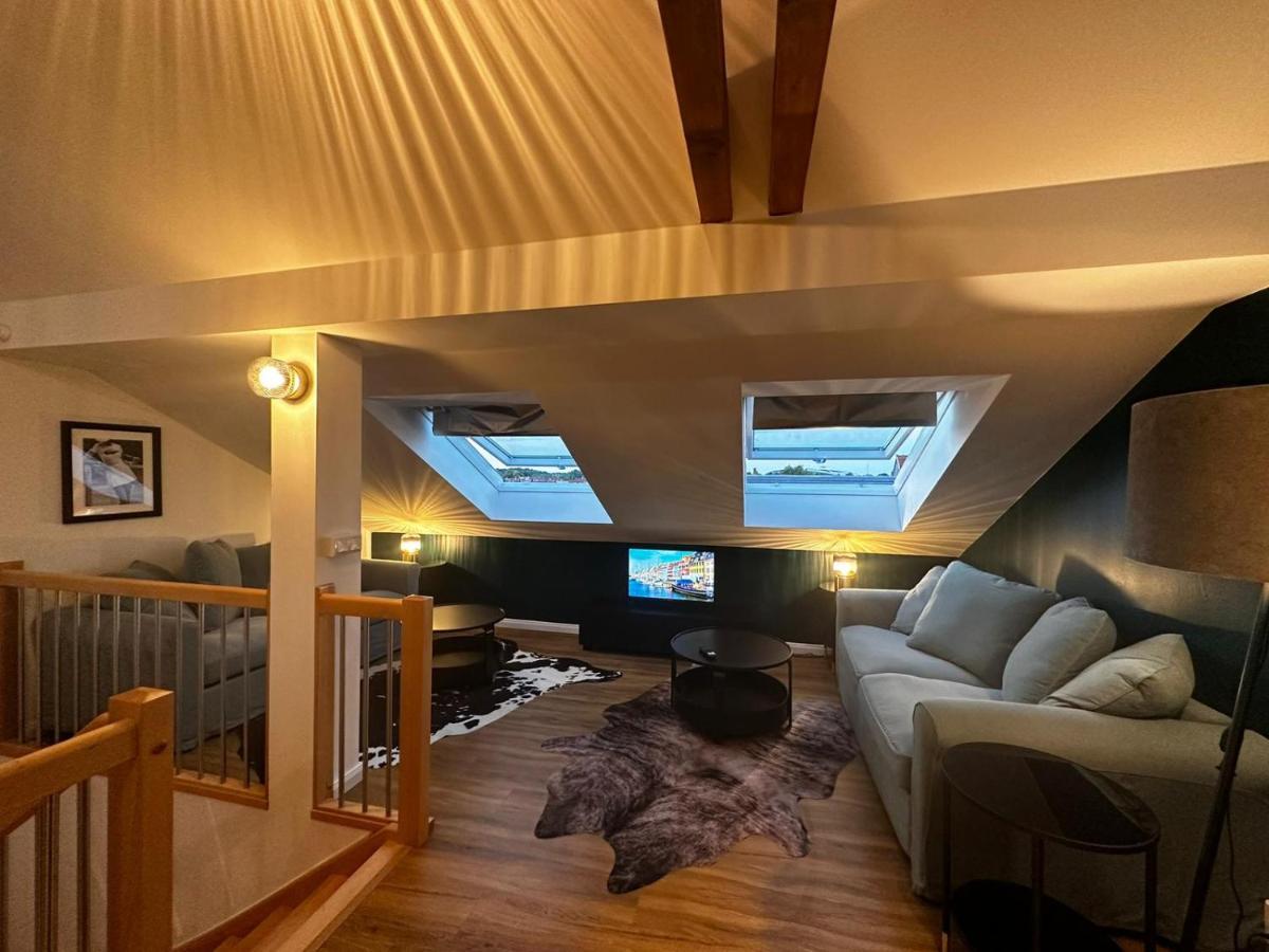 Nr 14 - Hochwertiges 3 Zimmer Maisonette Appartment Mit Grosszugigen Wohnbereich Und Balkon ไลป์ซิก ภายนอก รูปภาพ