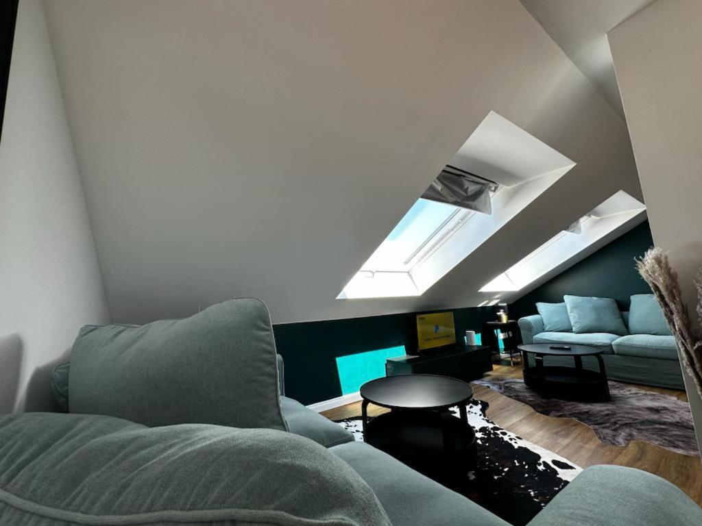 Nr 14 - Hochwertiges 3 Zimmer Maisonette Appartment Mit Grosszugigen Wohnbereich Und Balkon ไลป์ซิก ภายนอก รูปภาพ