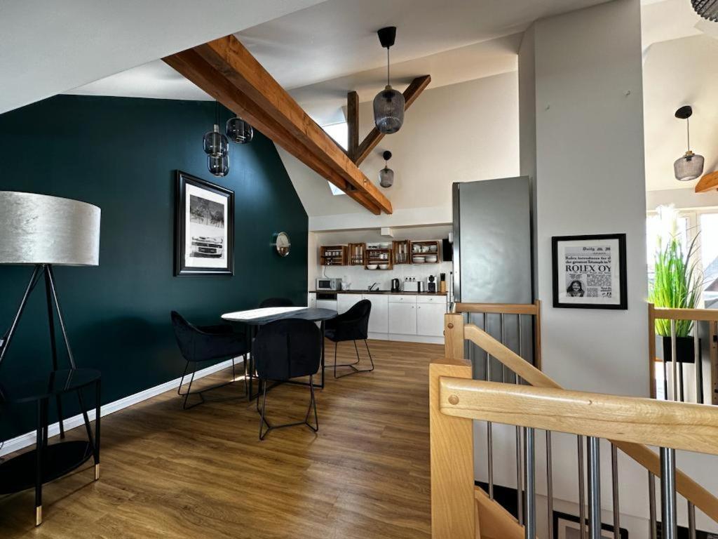 Nr 14 - Hochwertiges 3 Zimmer Maisonette Appartment Mit Grosszugigen Wohnbereich Und Balkon ไลป์ซิก ภายนอก รูปภาพ