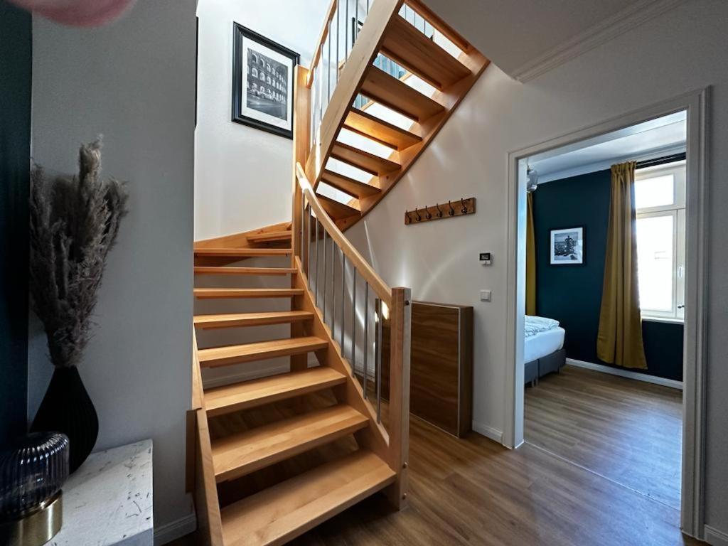 Nr 14 - Hochwertiges 3 Zimmer Maisonette Appartment Mit Grosszugigen Wohnbereich Und Balkon ไลป์ซิก ภายนอก รูปภาพ